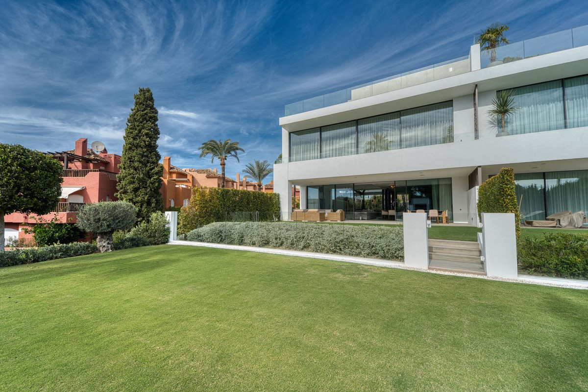 Nueva Andalucía, Marbella